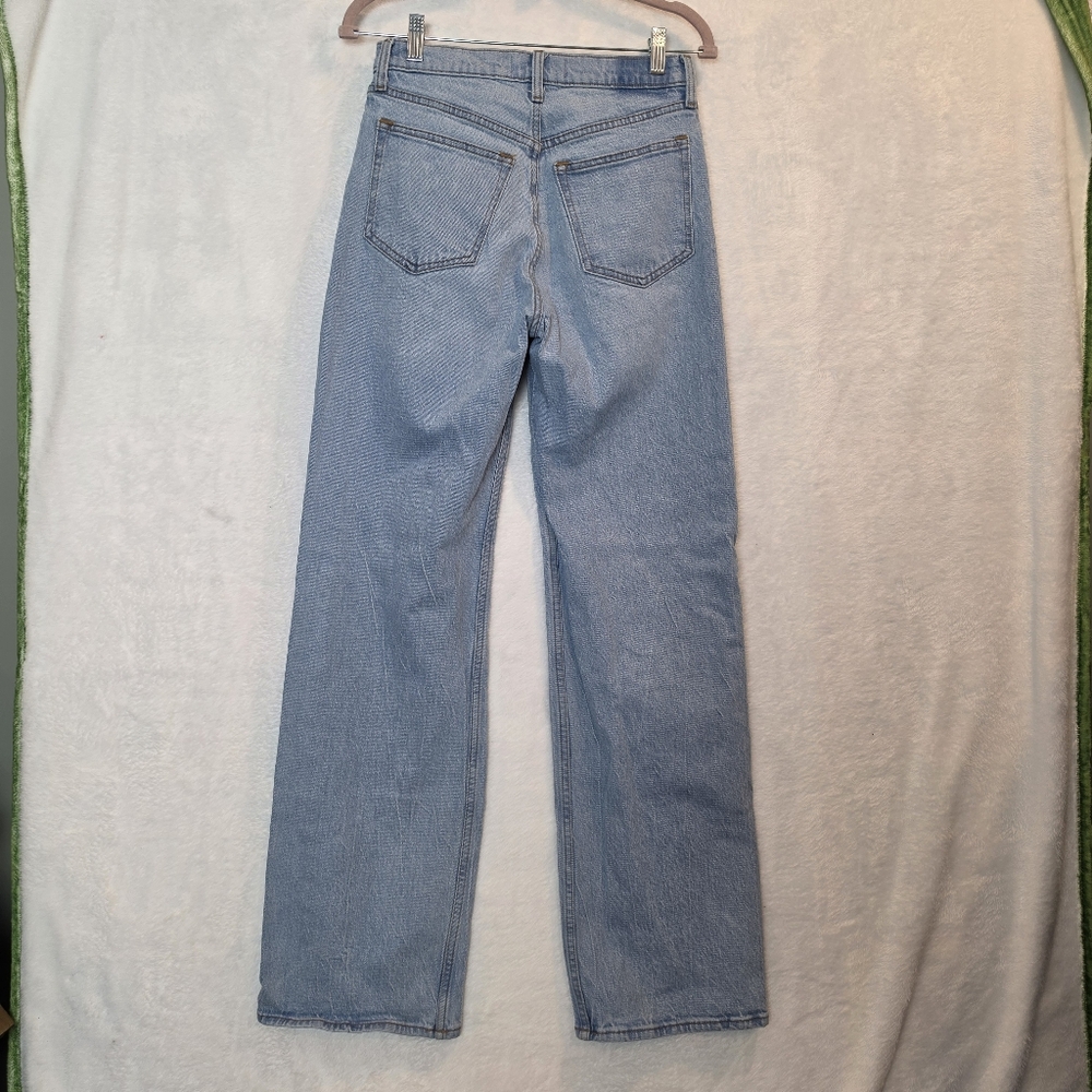 Abercrombie & Fitch High-Rise 90s Relaxed Jeans 4/27 - Picture 4 of 11